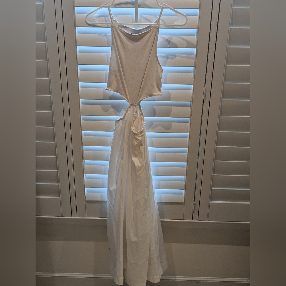 Abercrombie White Cut out dress xs